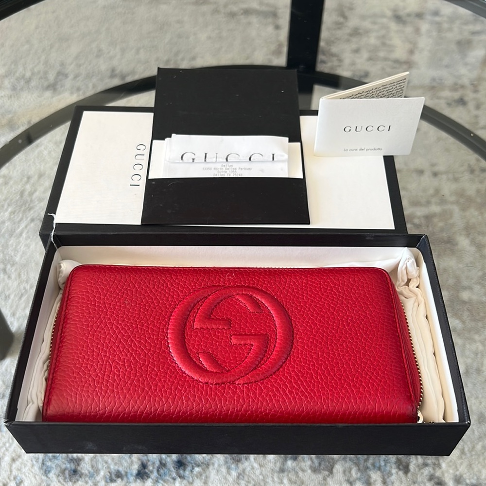 Authentic Gucci Soho Wallet